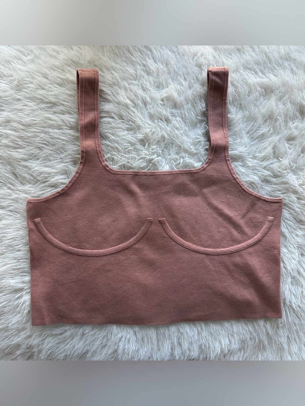 Good American 7 / 8 desert Rose Mauve Seamed Cupped Crop Tank Top